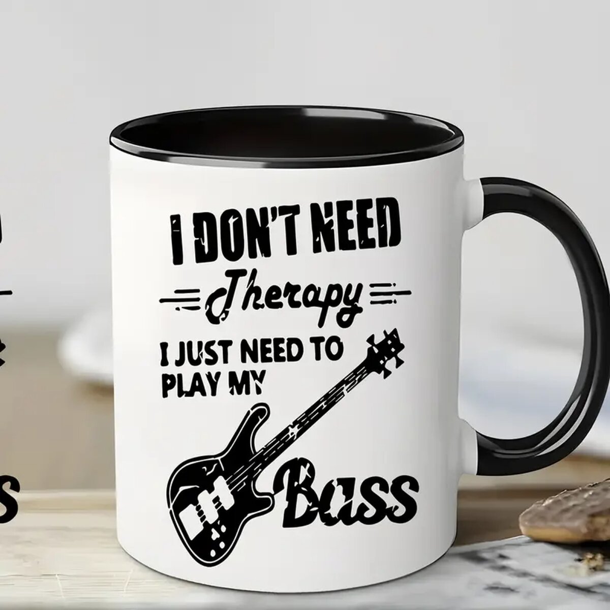 Preview: ROCK-HUS Tasse "I don´t need Therapy... play Bass!"