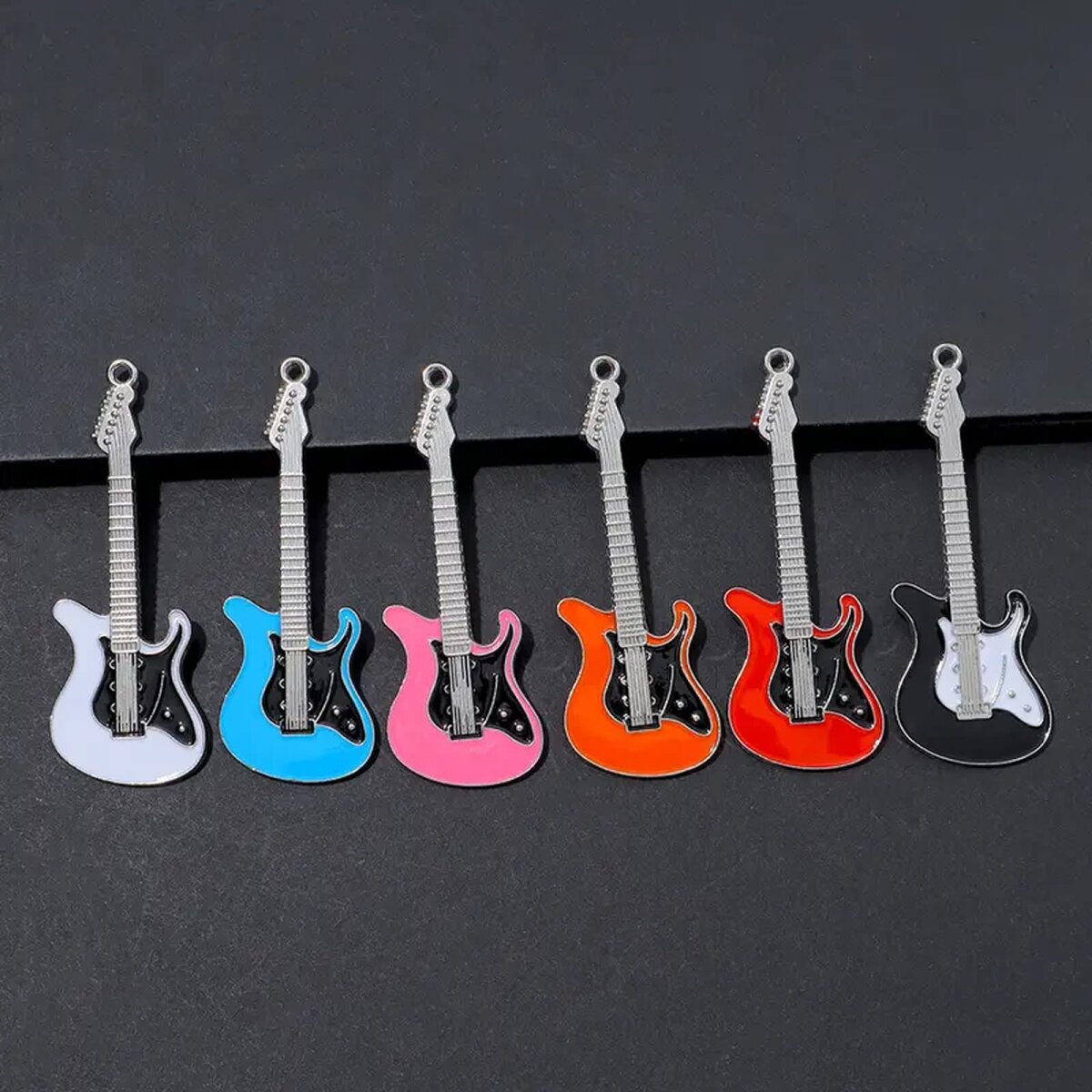 Preview: ROCK-HUS Kühlschrankmagnet Gitarre Metall verschiedene Farben