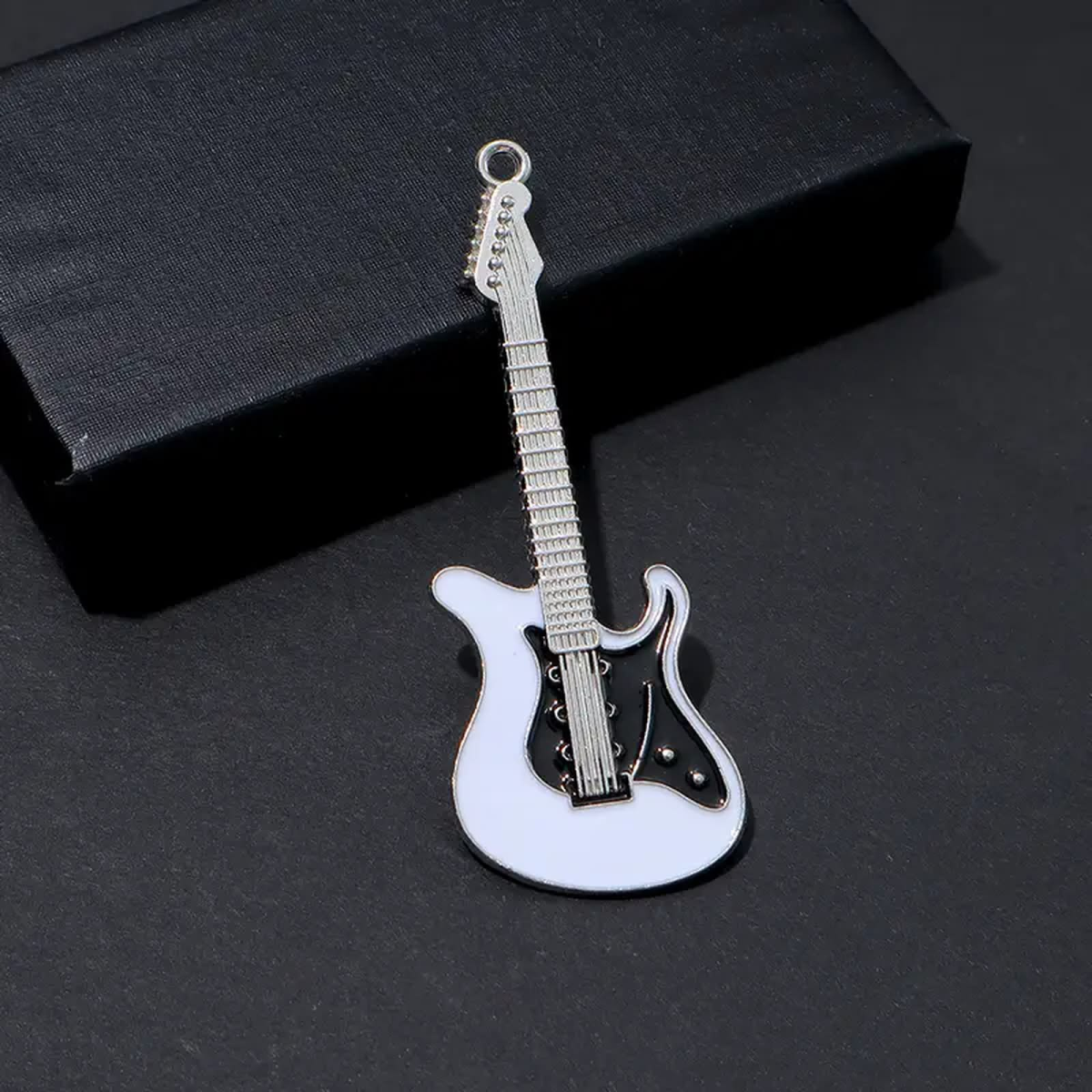Preview: ROCK-HUS Kühlschrankmagnet Gitarre Metall Weiss