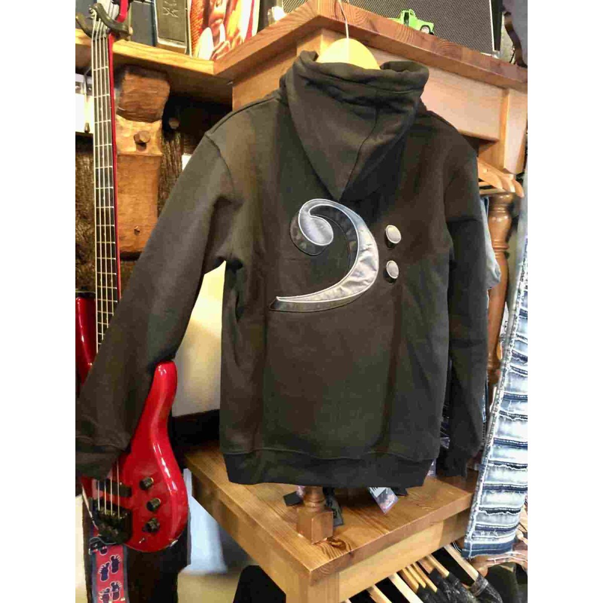 Preview: ROCK-HUS Unisex Hoodie Schwarz Grosser Bassschlüssel auf dem Rücken XXL