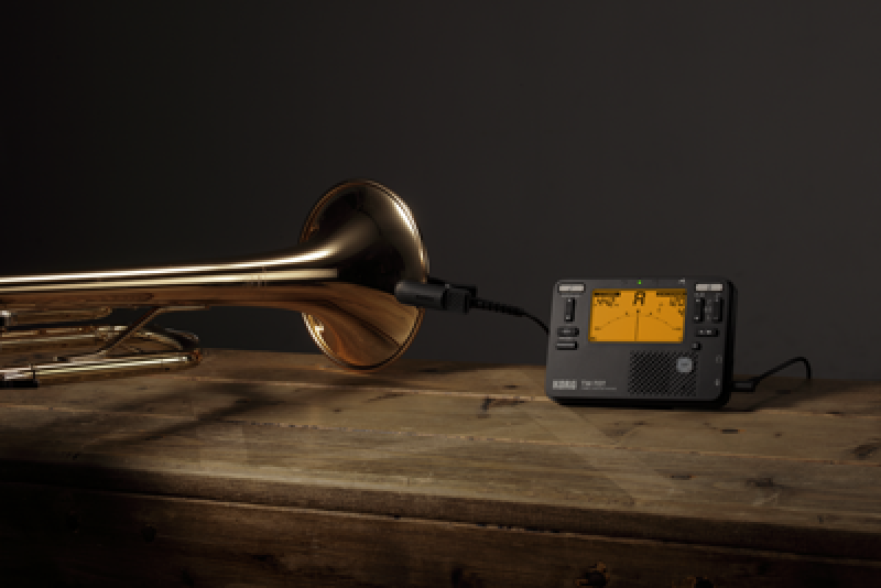 Preview: KORG Metronom, Stimmgerät, TM-70, inkl. CM400, schwarz