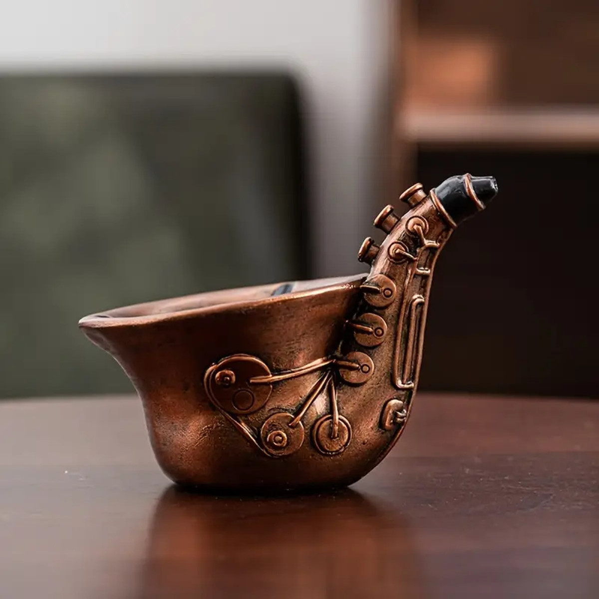 ROCK-HUS Aschenbecher Saxophon Bronze
