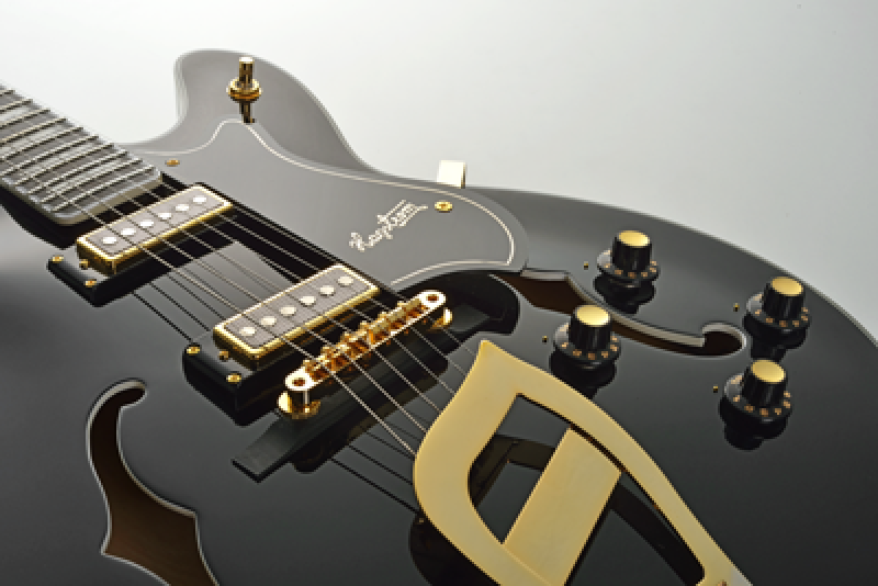 Preview: HAGSTROM E-Gitarre, 67' Viking, Black Gloss