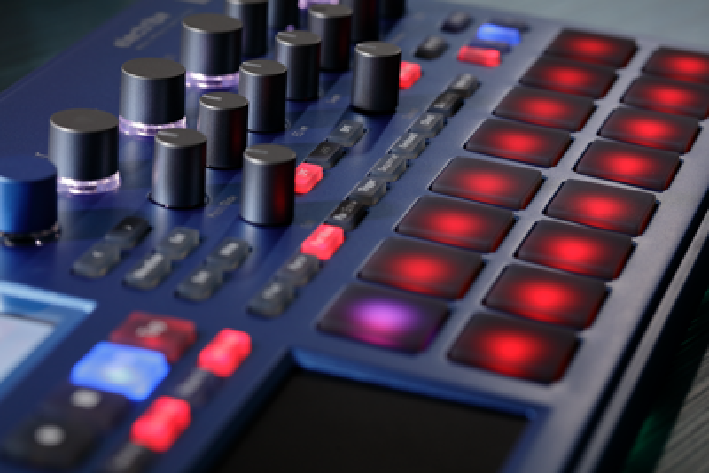 KORG Synthesizer, digital, ELECTRIBE2B, 400 Sounds, blau