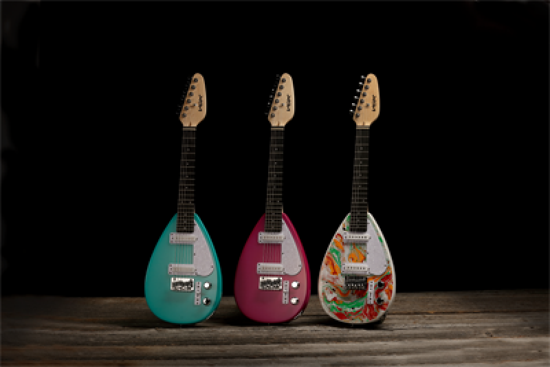 Preview: VOX E-Gitarre, mini, Mark III, Teardrop, 2 Singlecoils, Loud Red