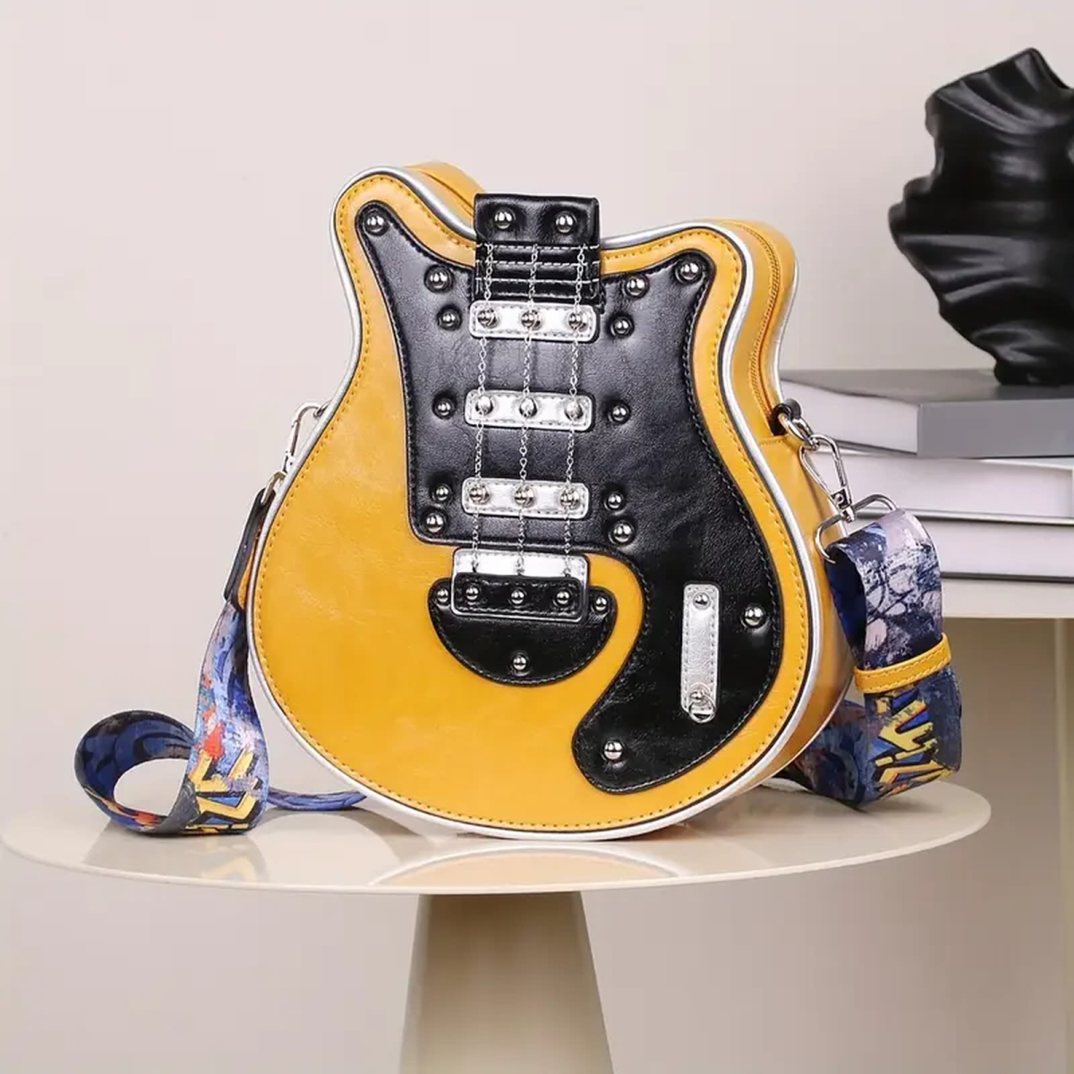 ROCK-HUS Gitarrentasche Mittelgroß Gelb