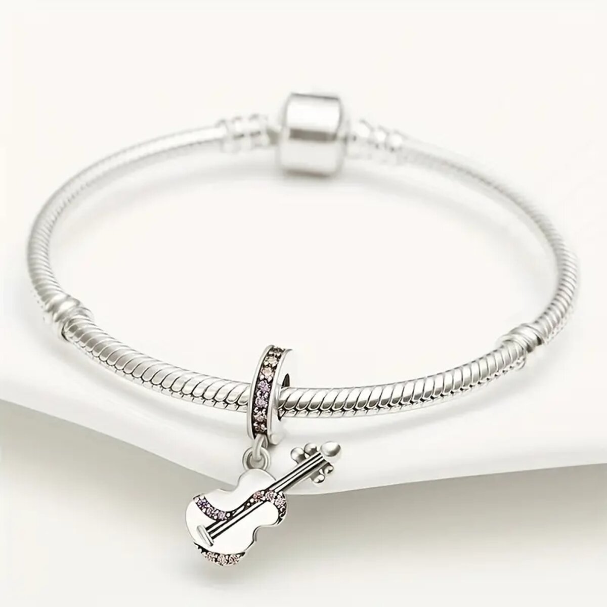 ROCK-HUS Anhänger Strassring mit Geige versilbert