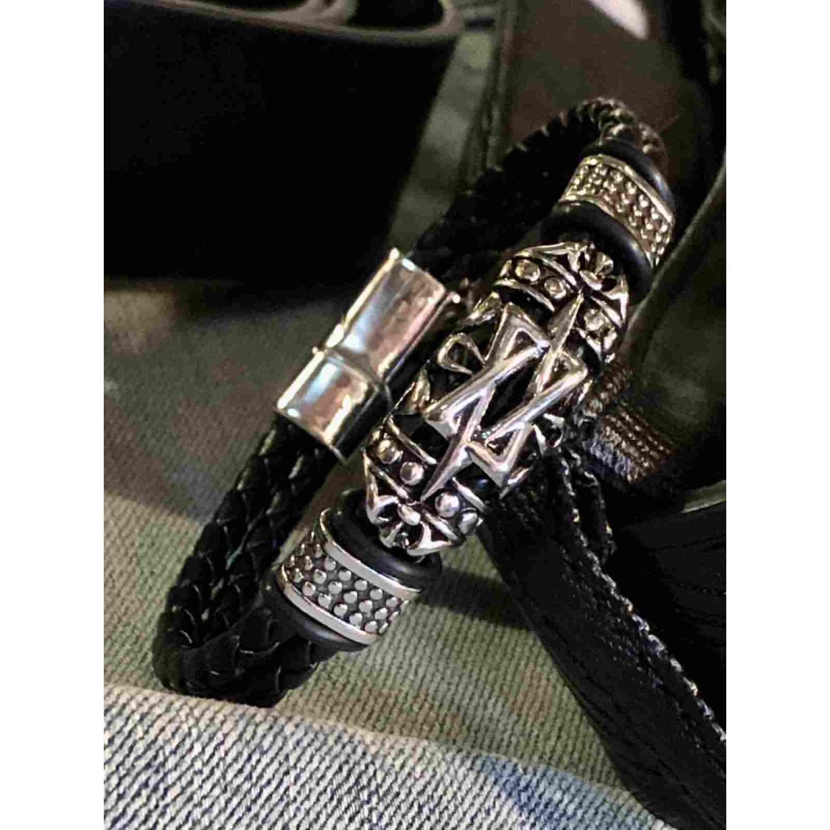 ROCK-HUS Armband Leder mit Symbol aus Metall Wicked Star - Leder Schwarz
